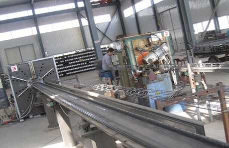 噴砂機(jī)一級旋風(fēng)除塵器需要設(shè)計(jì)防磨措施 噴砂機(jī)一級旋風(fēng)除塵器需要設(shè)計(jì)防磨措施