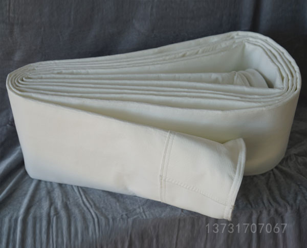 覆膜除塵布袋在超細(xì)粉未過濾收集領(lǐng)域的優(yōu)勢 覆膜除塵布袋在超細(xì)粉未過濾收集領(lǐng)域的優(yōu)勢