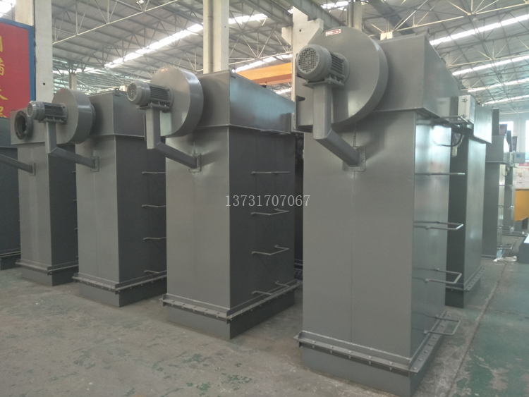 2018年最新研發(fā)15m2、25m2倉頂布袋除塵器投放市場